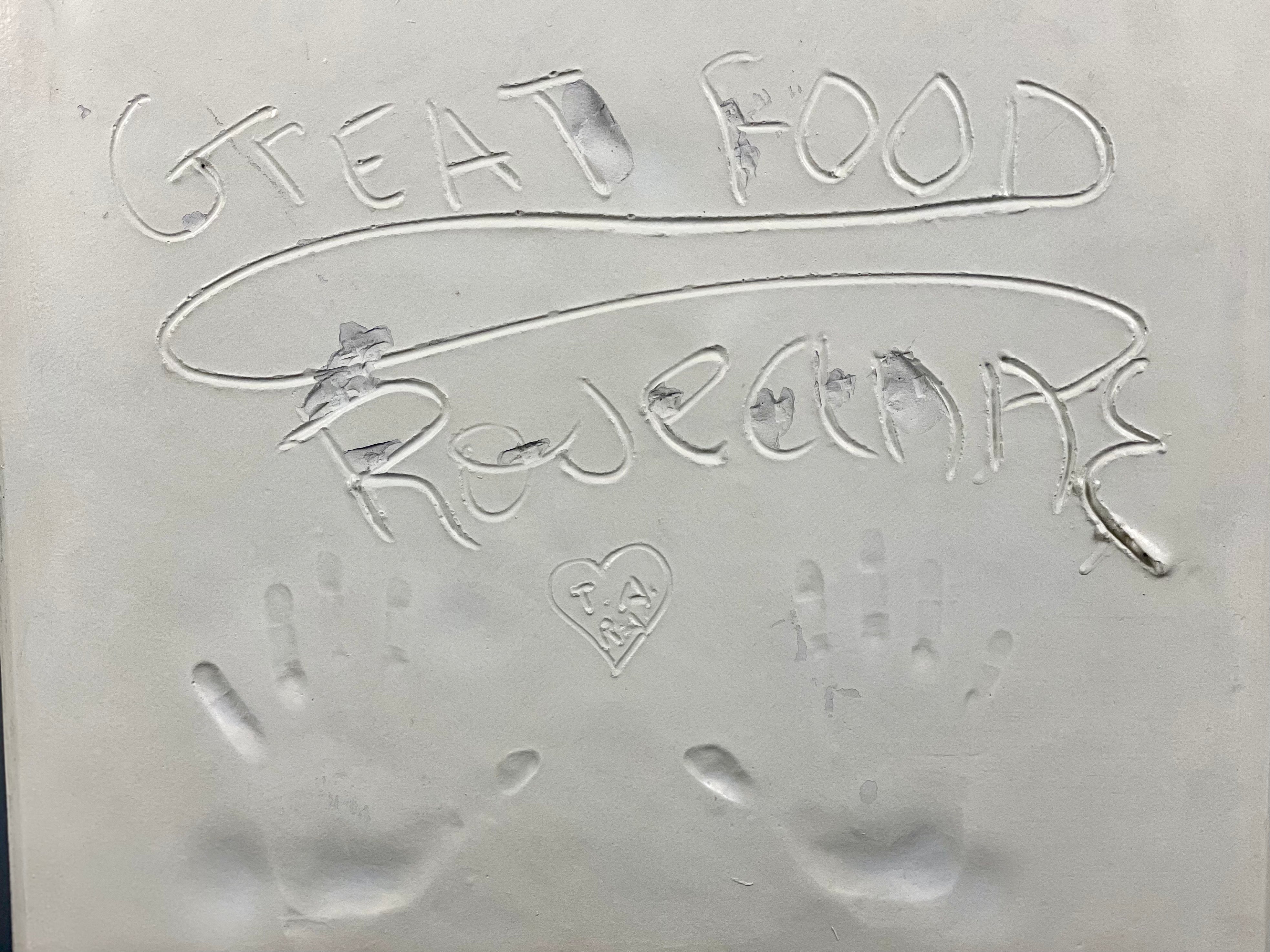 PLANET HOLLYWOOD SEATTLE Roseanne Celebrity Hand Cast